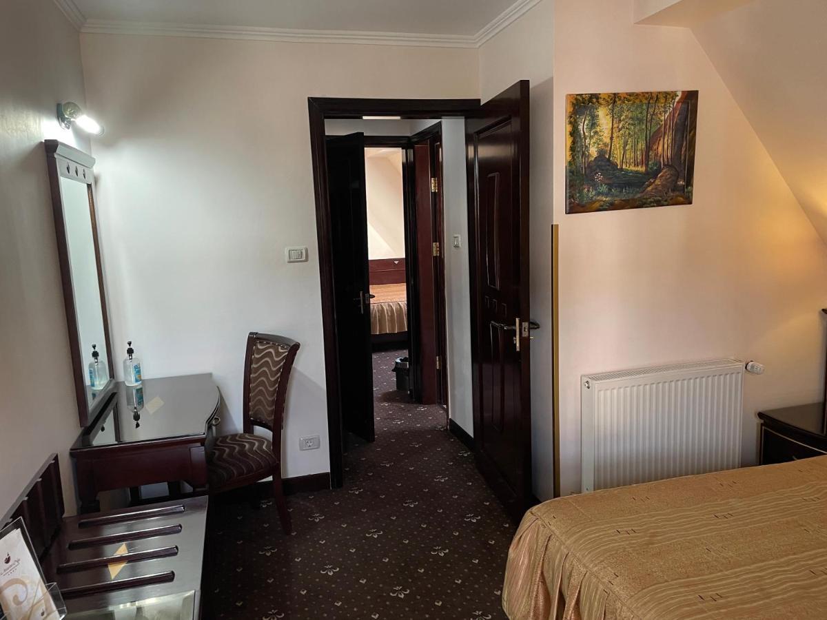 Hotel Arca lui Noe Sinaia Esterno foto