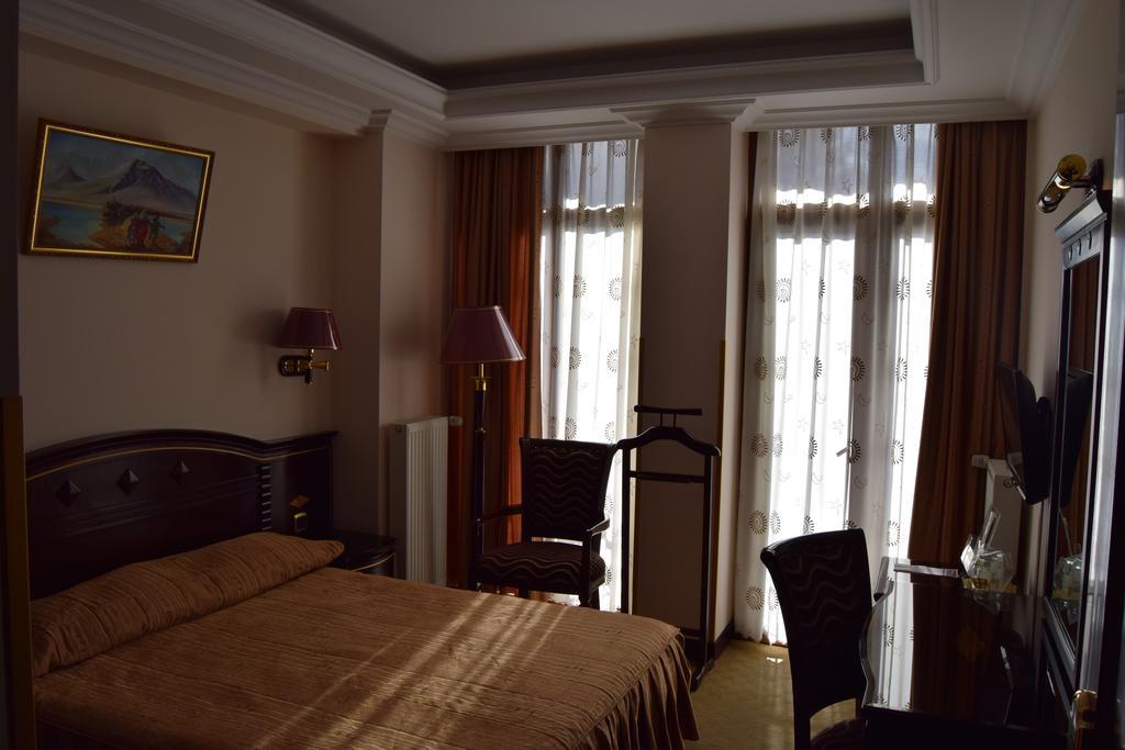 Hotel Arca lui Noe Sinaia Esterno foto